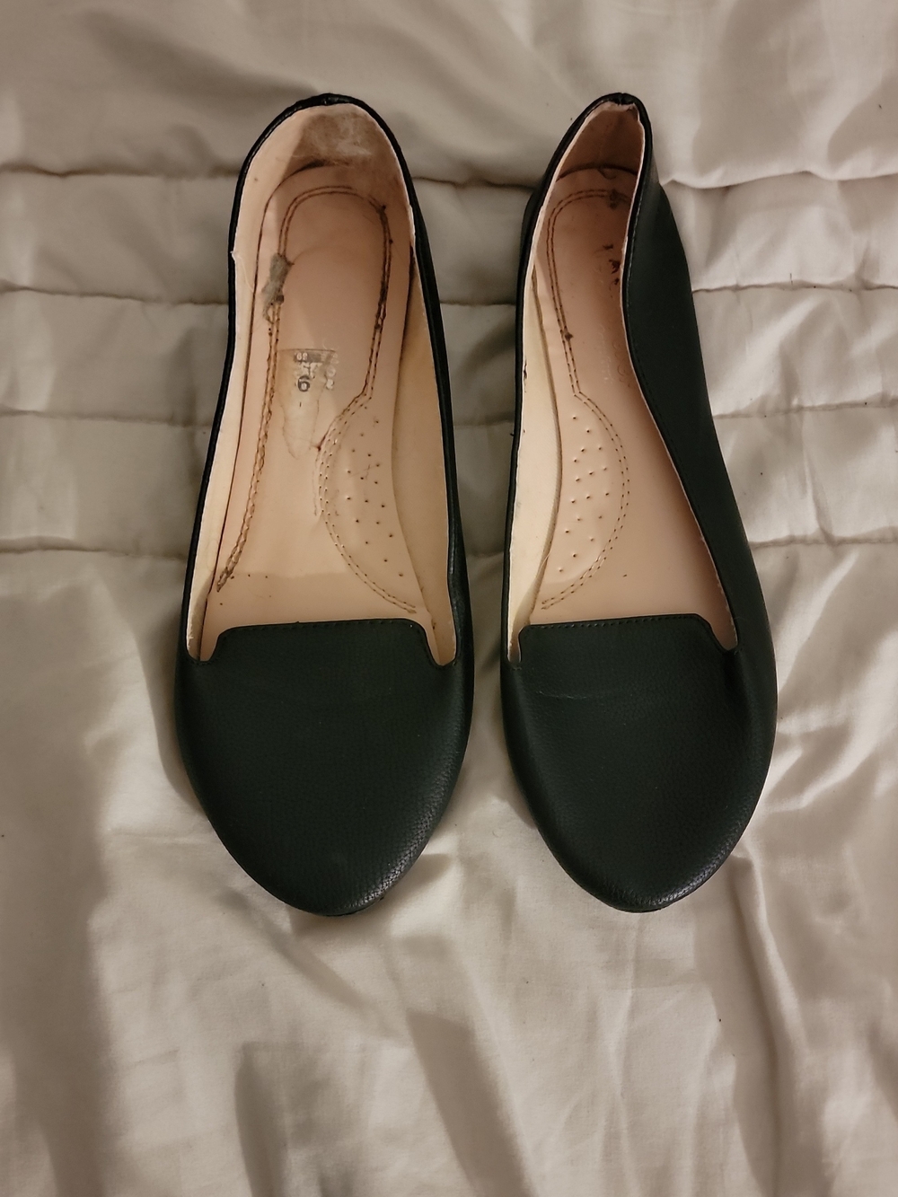 Women's Black Slip-On Loafers with Cushioned Insole